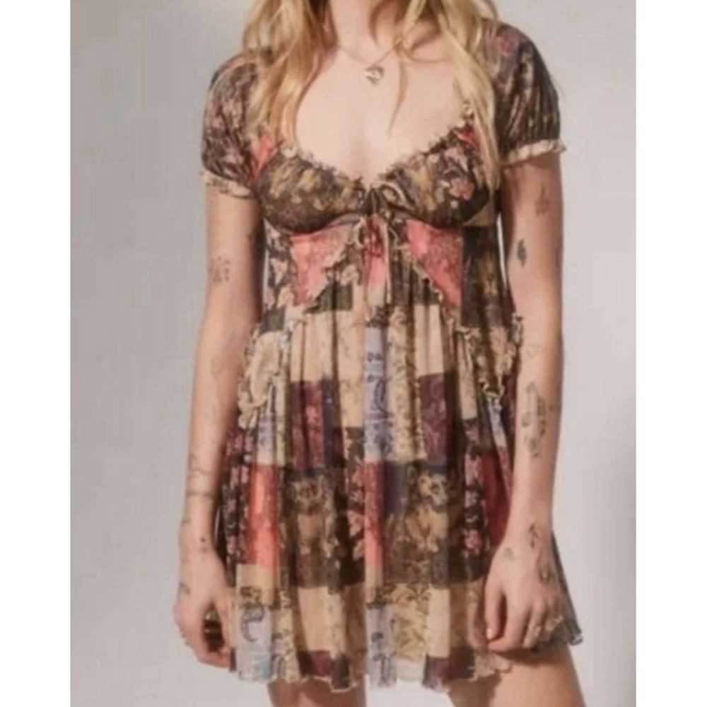 Urban Outfitters Sammy Sparkle Patchwork CATS‎ Mesh Mini Dress Sz S Y2K Babydoll